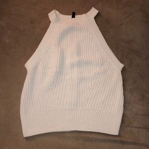 Knit, no sleeve top.